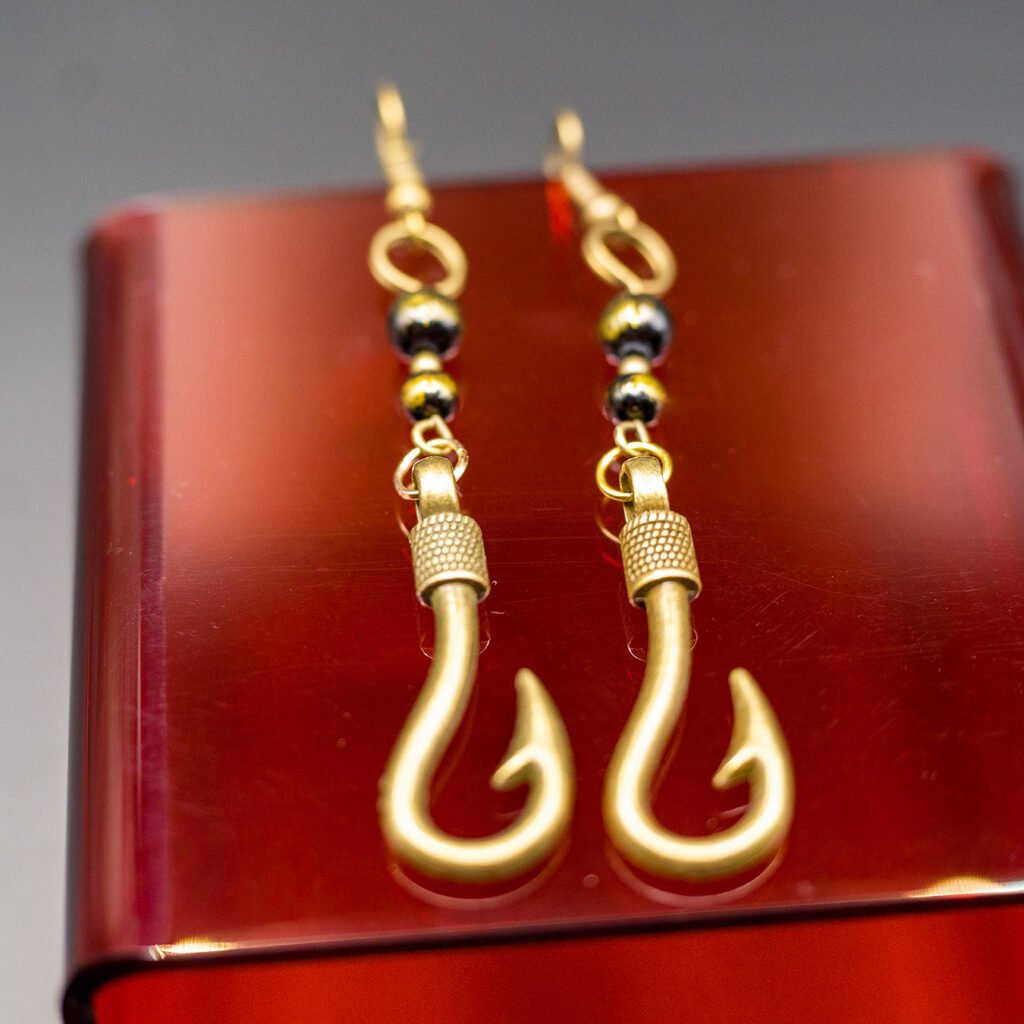 fishing hook bronze black