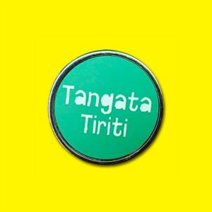 tangata tiriti pin